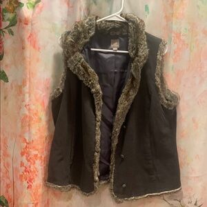 J. Jill Black and Brown Faux Fur Trim Vest